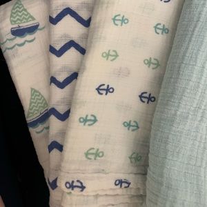 Set of 4 Muslin Baby Blankets